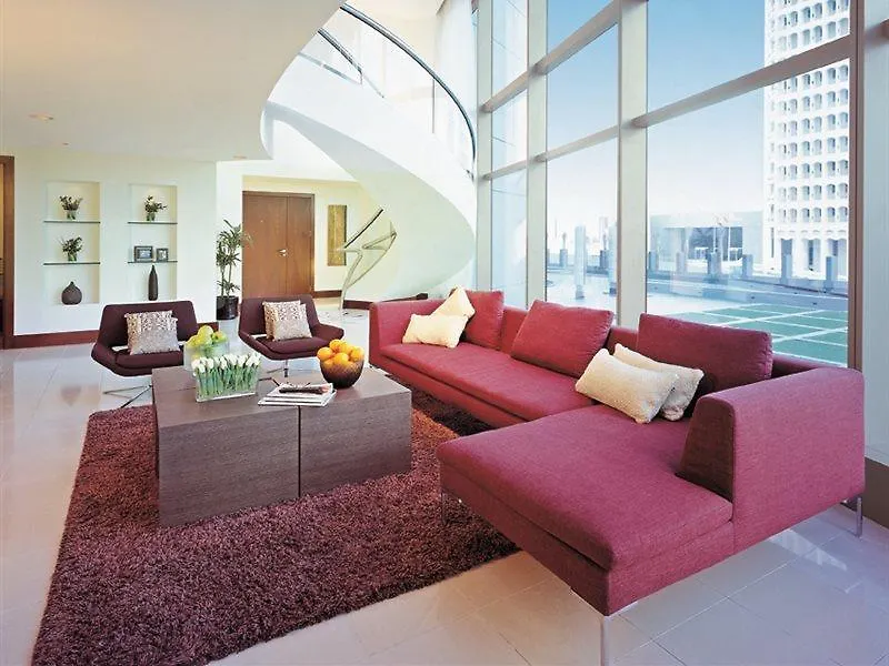 Jumeirah Living World Trade Centre Dubai Apart Otel